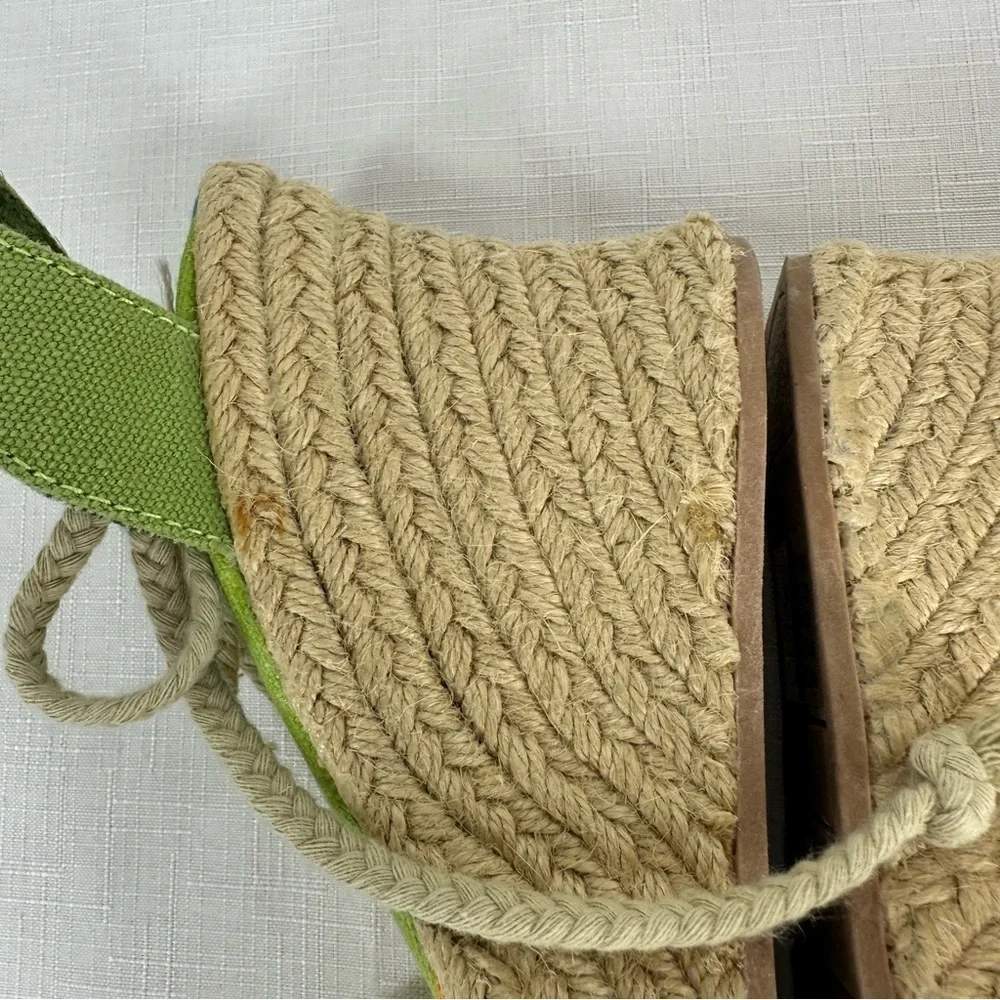 Natural Reflections Women's size 6 Lime Green Espadrille Wedge Sandals